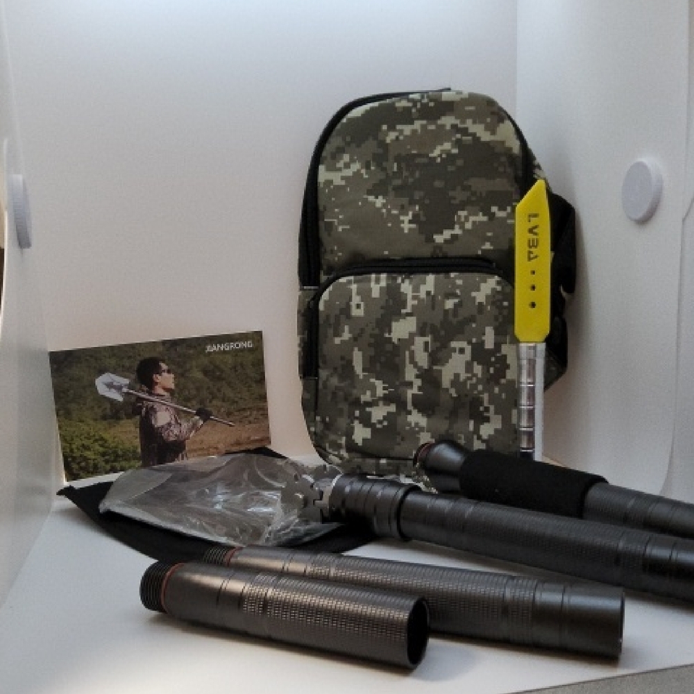 Digital Camo Backpack With Tools - image 1